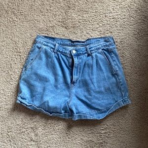 american eagle high waisted mom jeans